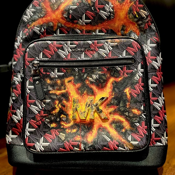 AUTHENTIC Michael KORS Hudson ‘fire & ice’ super limited edition men’s backpack - Picture 2 of 8